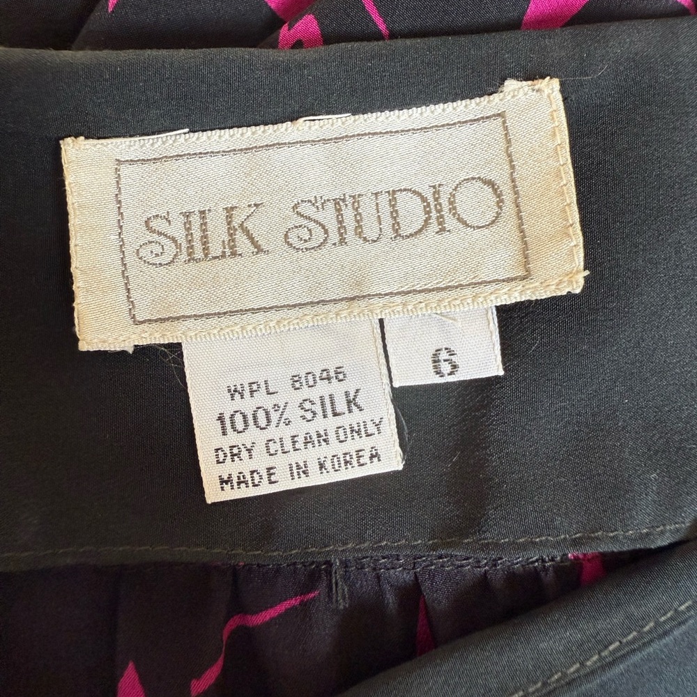 Vintage Silk Studio Black and Pink Floral Dress - Picture 2 of 4